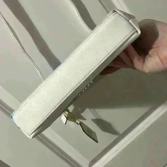 Juicy Couture Pastel Cloud Crossbody Purse NWOT - Picture 8 of 8